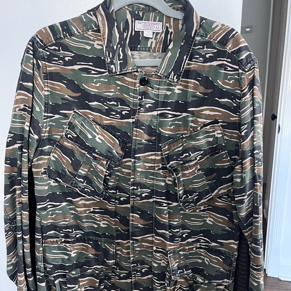 JCrew Wallace & Barnes Camouflage Men's Shirt Jacket - Medium